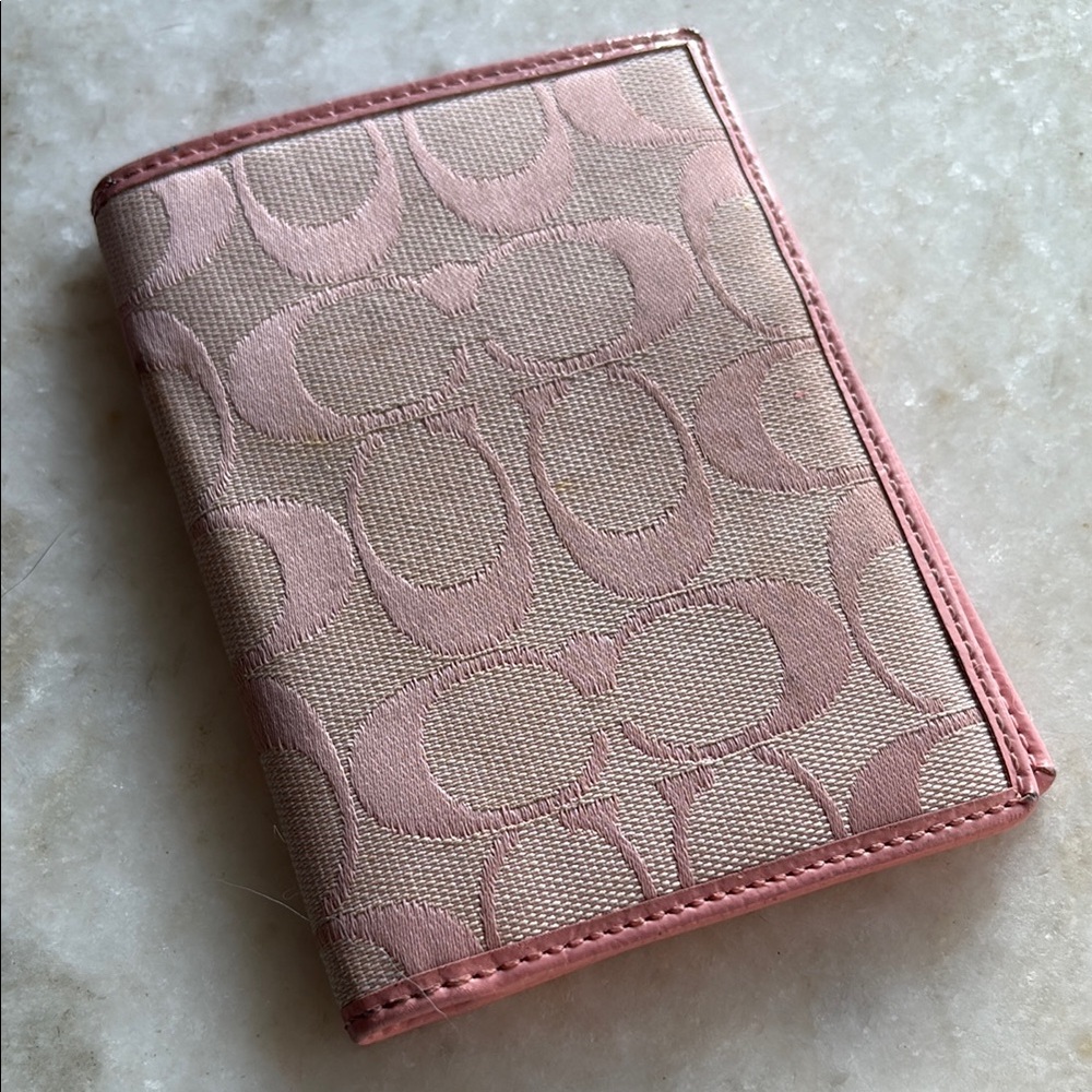 Pink Signature Pattern Passport Cover